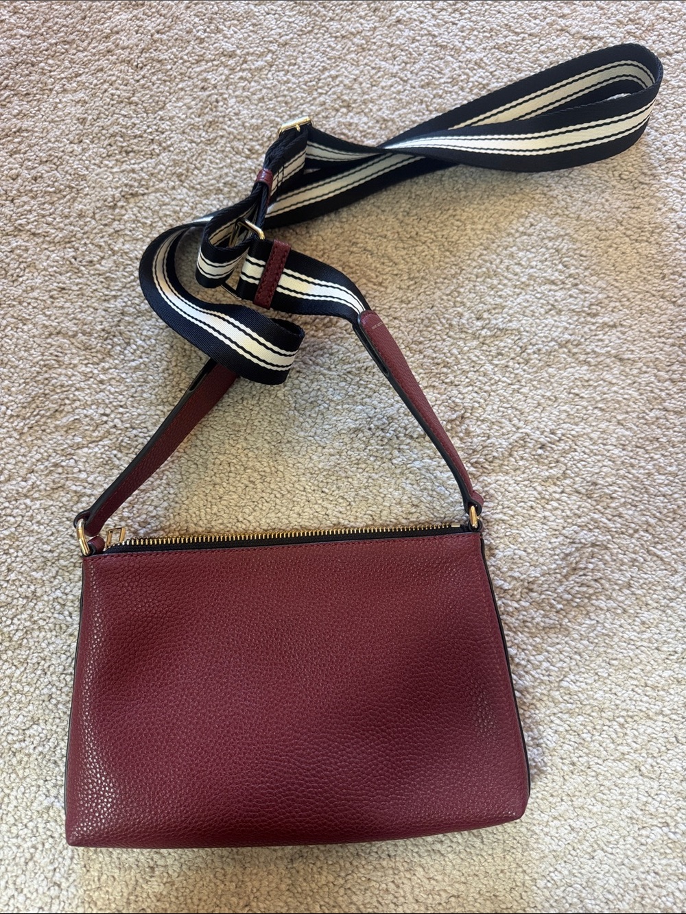 Marc Jacobs Burgundy Pebbled Leather Crossbody with Striped Strap - Picture 2 of 4